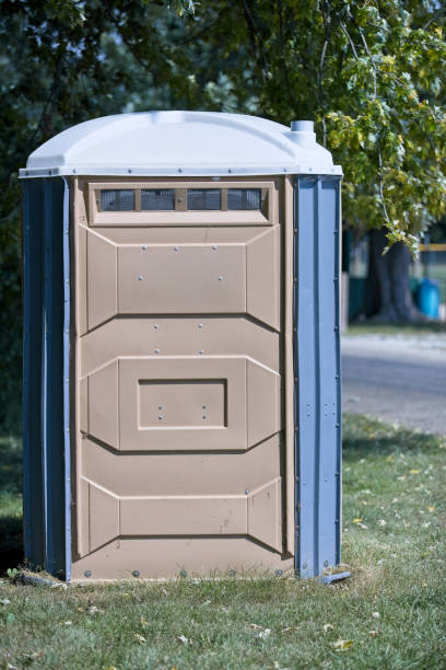 Best Portable bathroom rental  in Raeford, NC