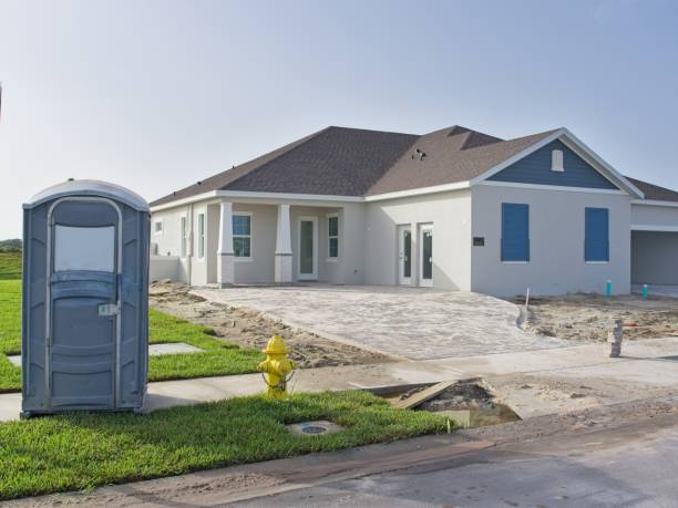 Best Portable restroom trailer rental  in Raeford, NC